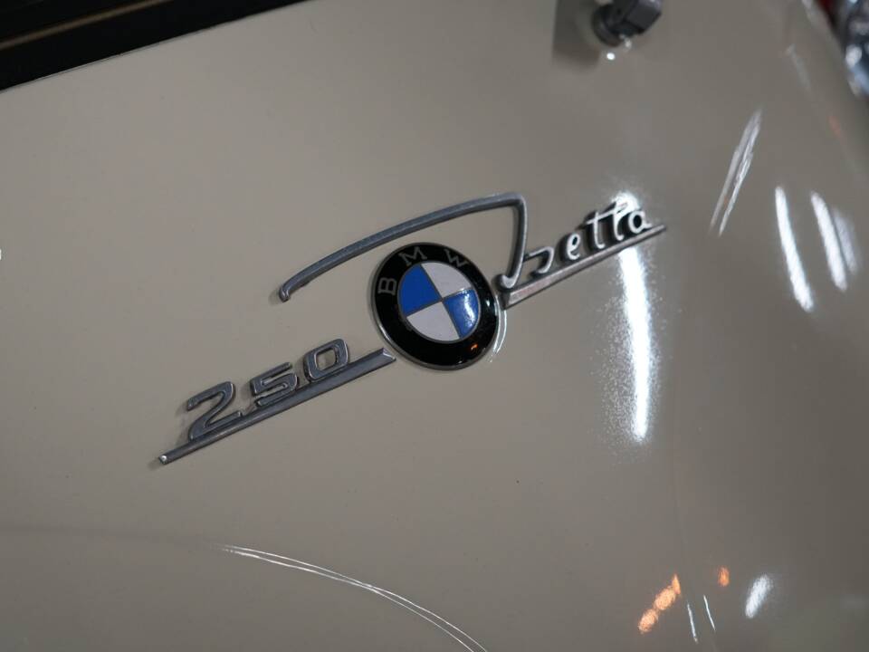 Immagine 12/20 di BMW Isetta 250 (1955)