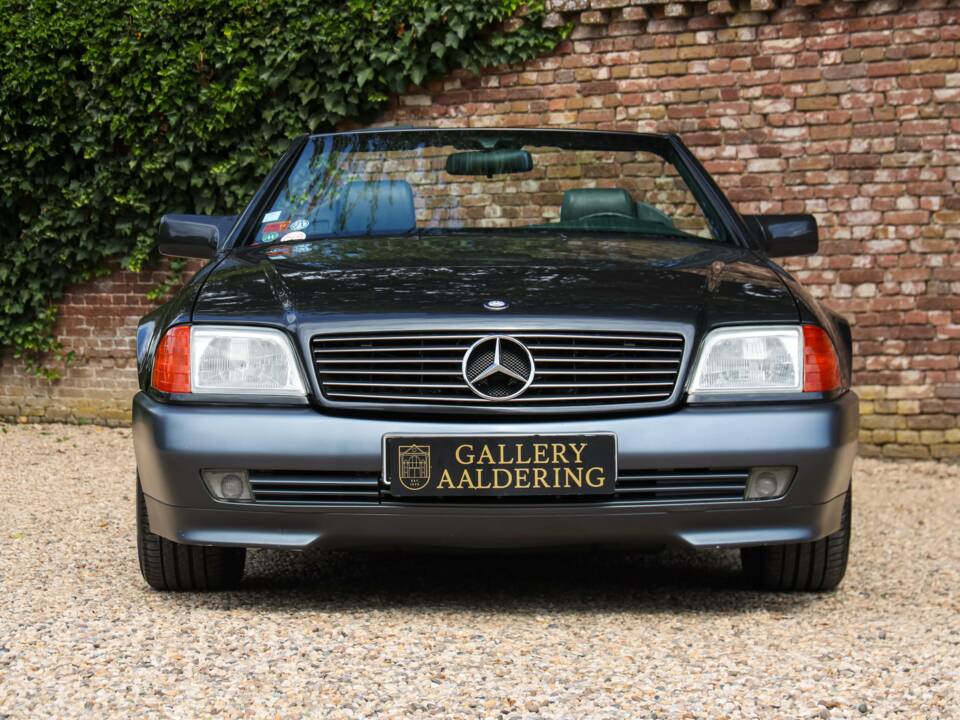 Image 5/50 of Mercedes-Benz 500 SL (1992)