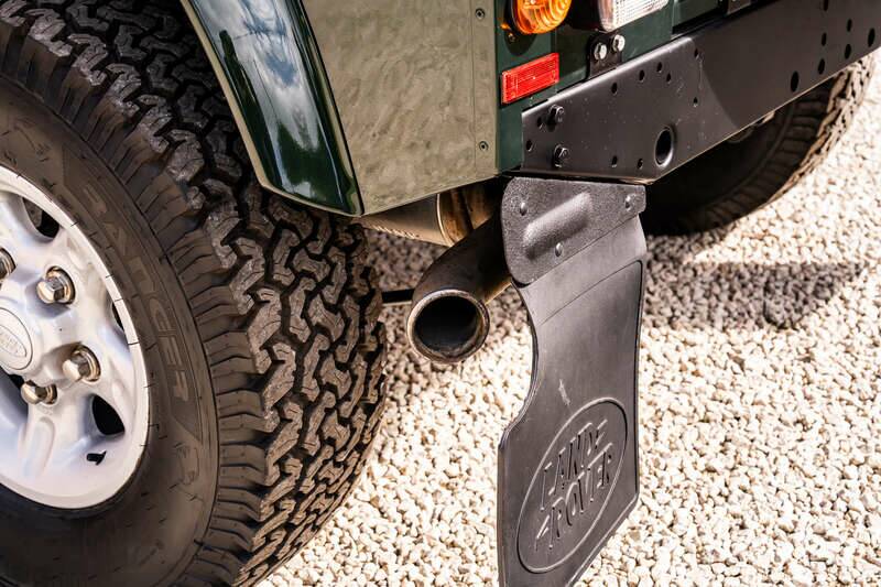 Image 47/50 de Land Rover Defender 90 Td5 (1999)