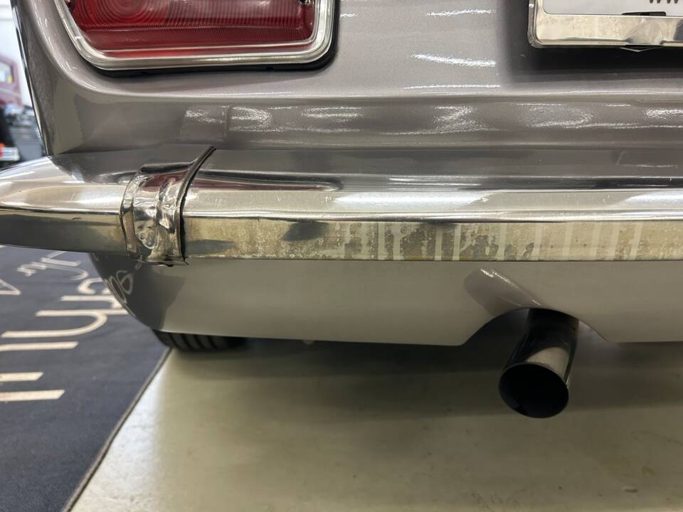 Image 34/35 de Alfa Romeo 2000 GT Veloce (1975)