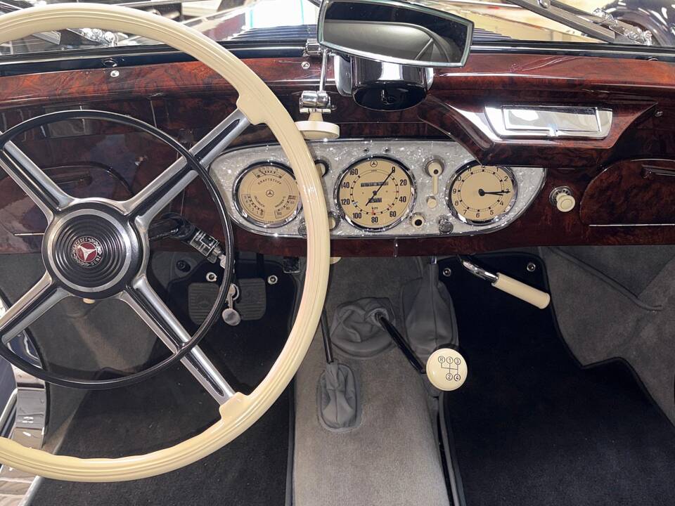 Bild 9/10 von Mercedes-Benz 320 Cabriolet A (1938)