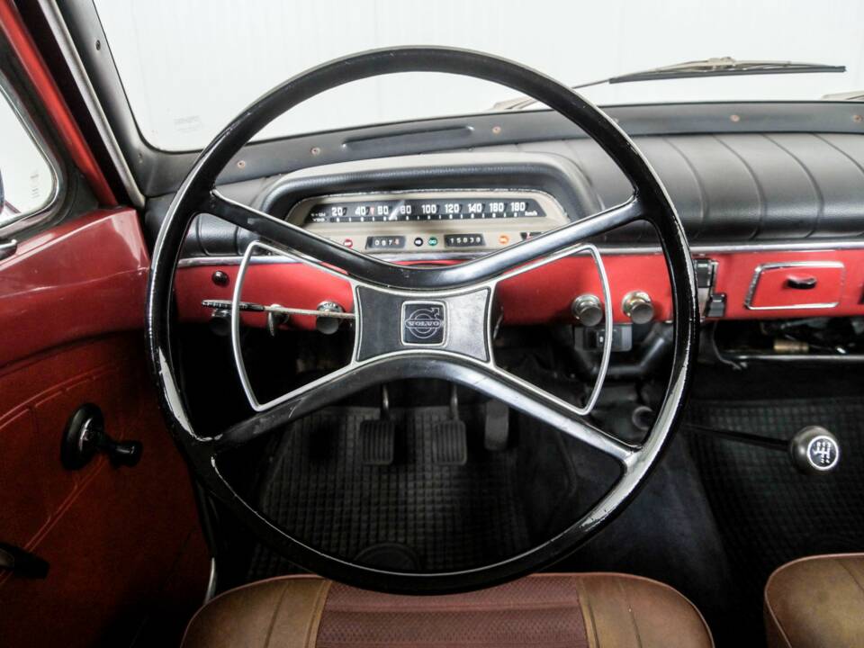 Image 8/50 de Volvo Amazon S (1970)