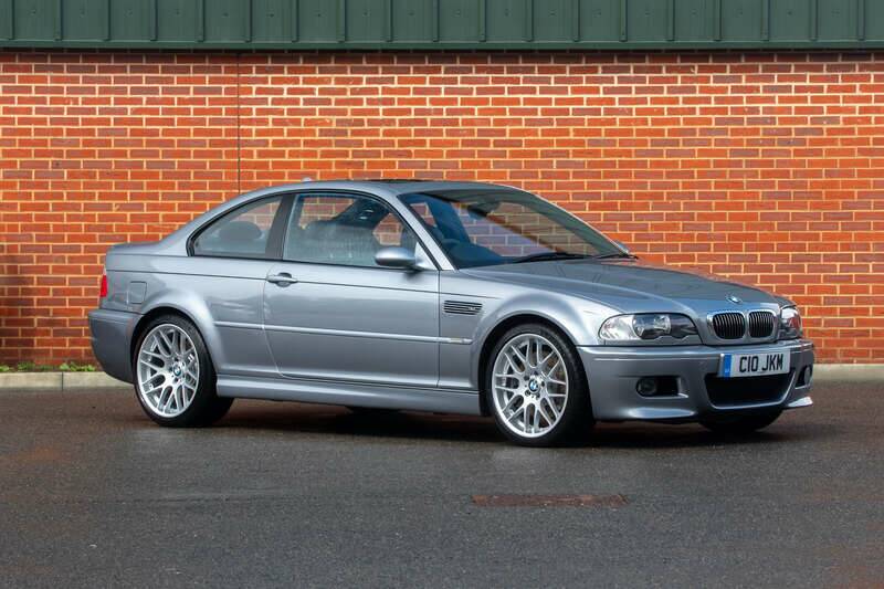 Image 11/50 of BMW M3 (2005)