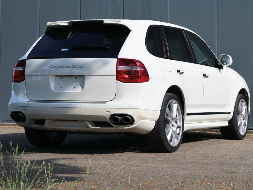 Bild 33/49 von Porsche Cayenne GTS (2009)