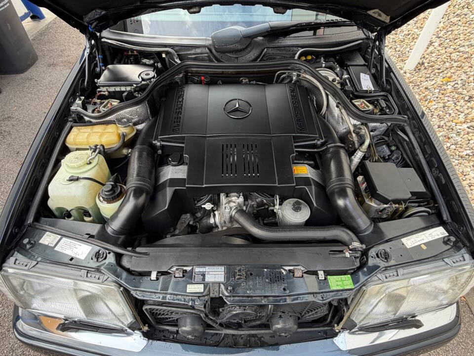 Bild 7/15 von Mercedes-Benz E 500 (1995)