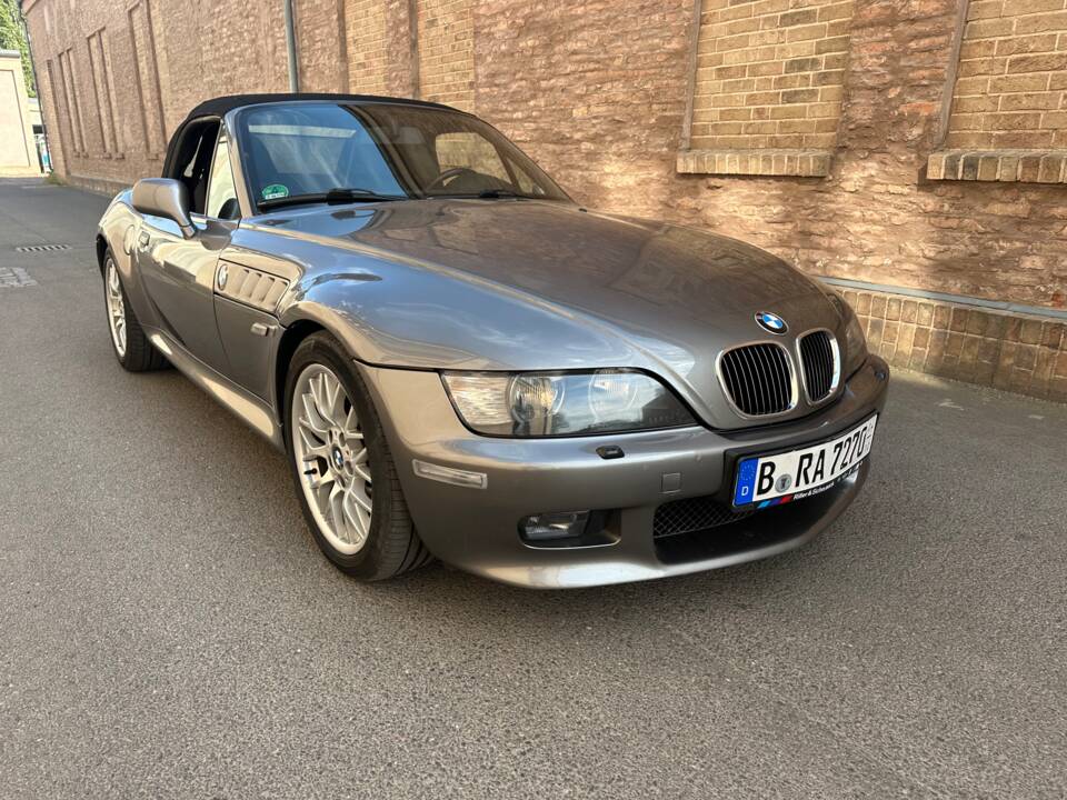 Bild 12/49 von BMW Z3 2.2i (2001)