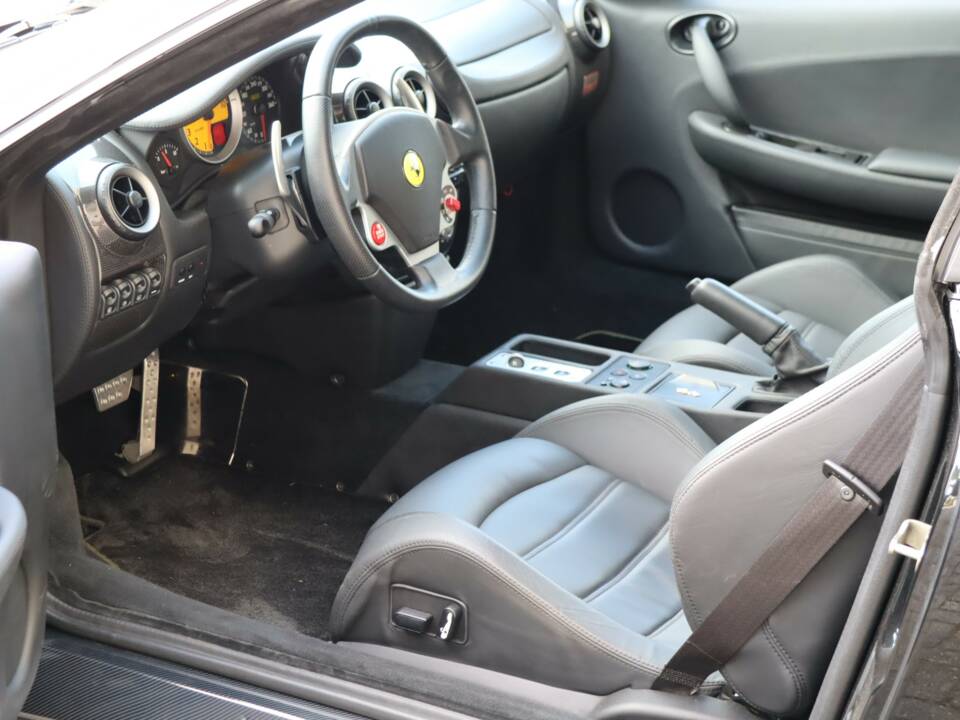 Bild 3/50 von Ferrari F 430 (2010)