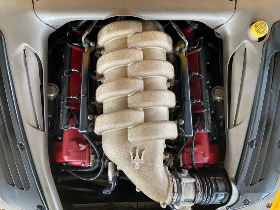 Afbeelding 8/21 van Maserati Spyder 4200 Cambiocorsa (2003)