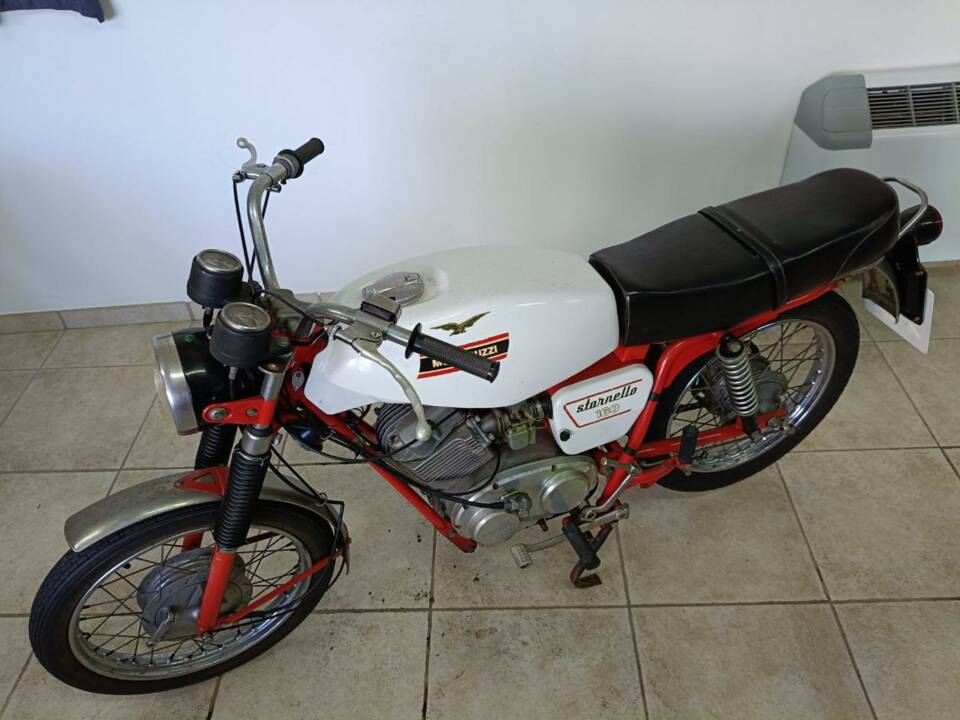 Image 21/29 de Moto Guzzi Stornello 160 (1972)