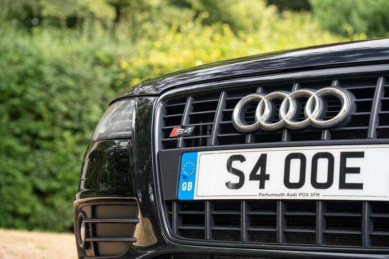 Image 27/50 of Audi S4 (2010)