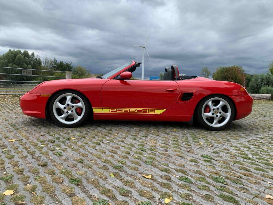 Image 7/8 of Porsche Boxster (2001)