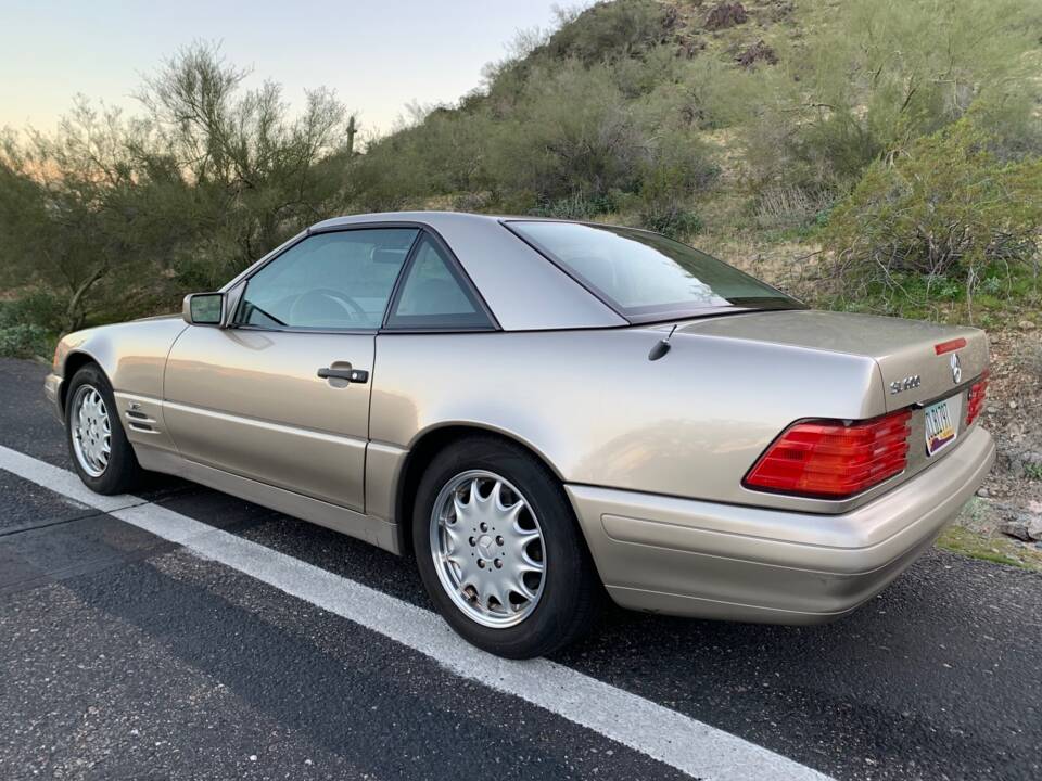 Imagen 30/35 de Mercedes-Benz SL 600 (1998)