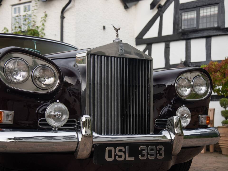 Image 44/50 of Rolls-Royce Silver Cloud III (1964)