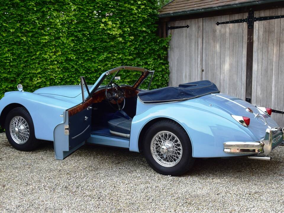 Afbeelding 24/40 van Jaguar XK 140 SE DHC (1956)