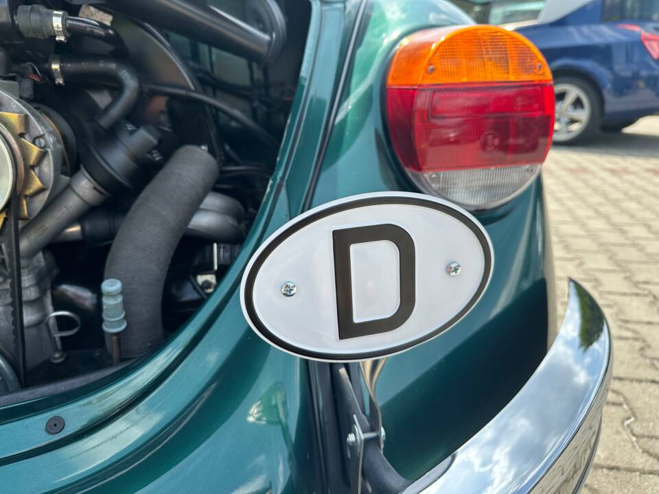 Image 17/92 of Volkswagen Beetle 1600 (1996)