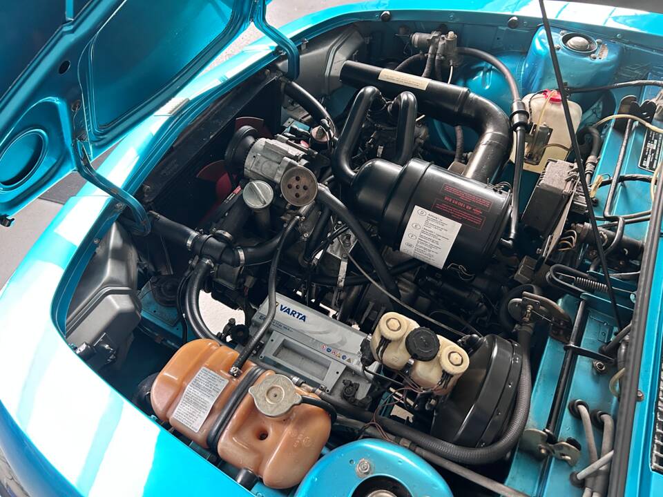 Image 21/47 of NSU Ro 80 (1976)