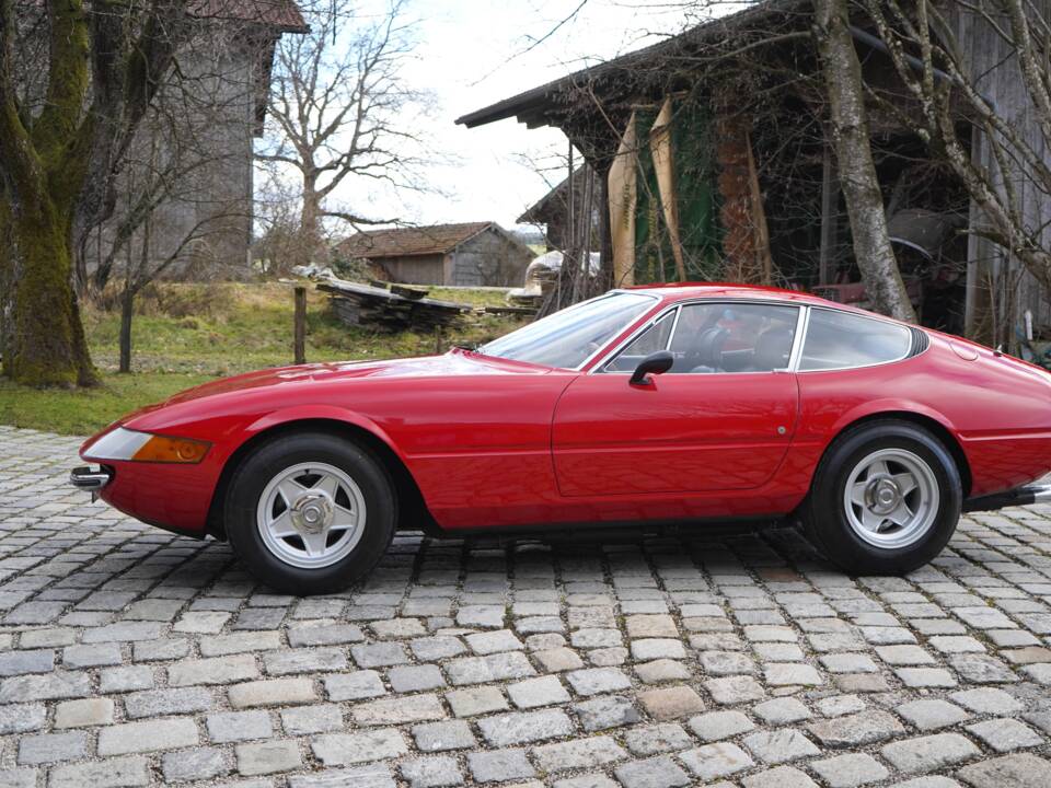 Bild 3/34 von Ferrari 365 GTB&#x2F;4 Daytona (1970)