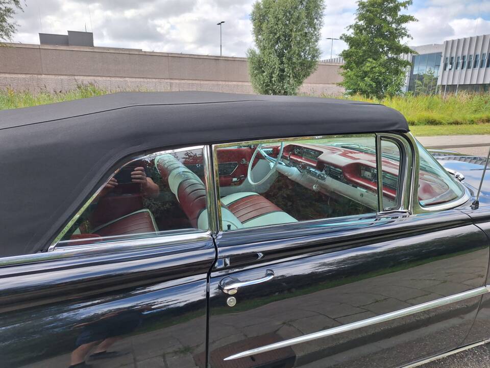 Afbeelding 14/66 van Oldsmobile Super 88 (1959)