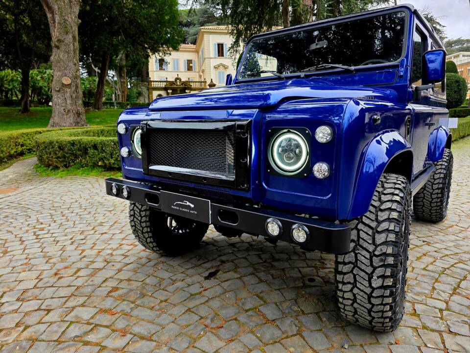 Bild 11/22 von Land Rover Defender 110 Turbo Diesel (1987)