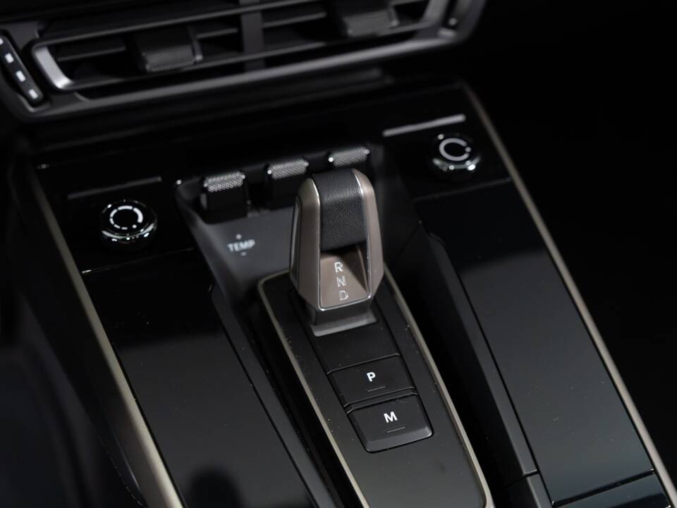 Afbeelding 37/40 van Porsche 911 Turbo "50 Years" (2025)