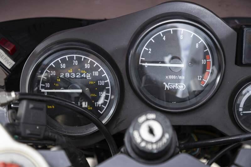Bild 40/45 von Norton F1 (1990)