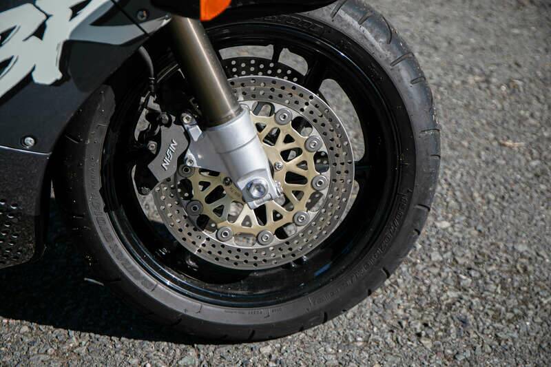 Immagine 16/24 di Honda CBR 900RR Fireblade (1992)