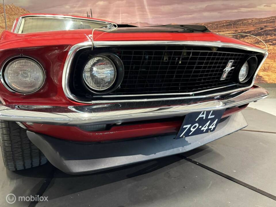 Image 48/50 de Ford Mustang Mach 1 (1996)