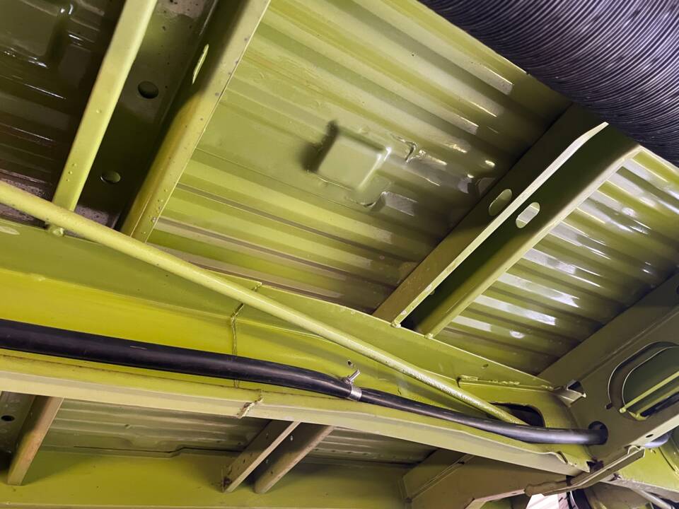Image 62/73 of Volkswagen T2b Kombi (1978)