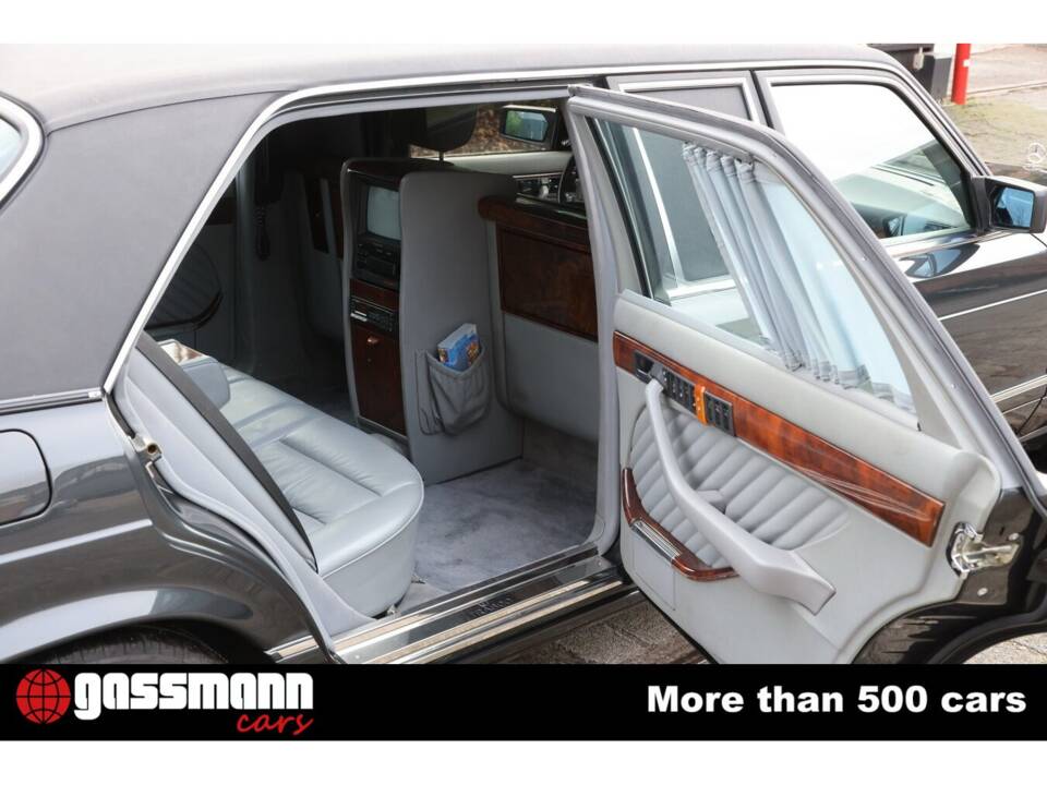Afbeelding 15/15 van Mercedes-Benz 560 SEL (1990)