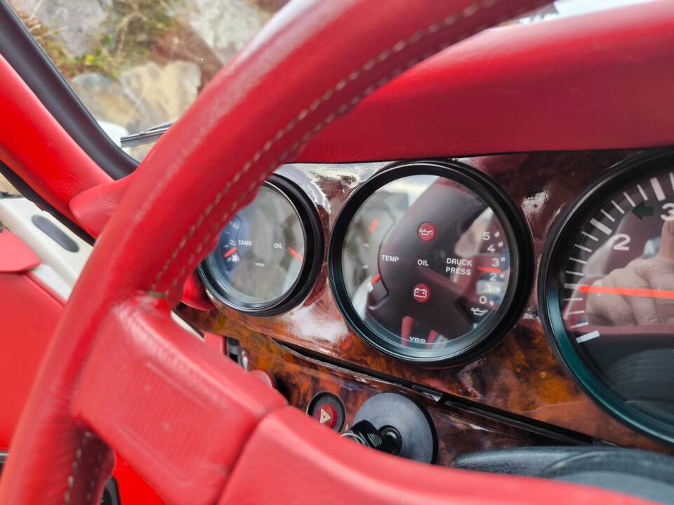 Bild 14/15 von Porsche 911 Carrera 3.2 (1989)