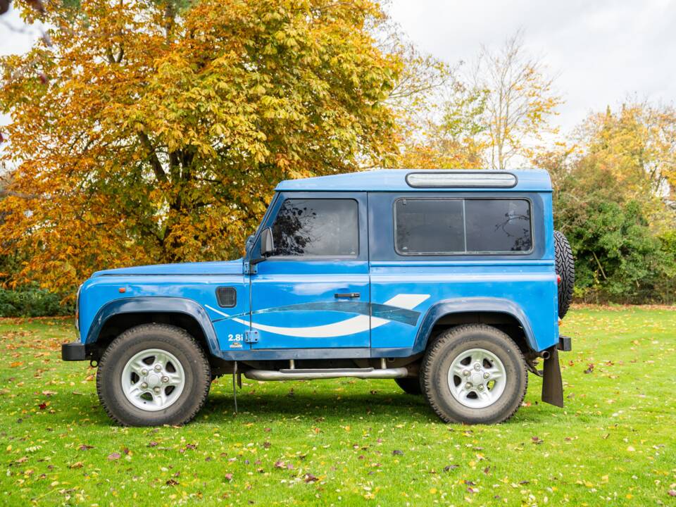 Bild 8/50 von Land Rover Defender 90 &quot;50th Anniversary&quot; (1999)