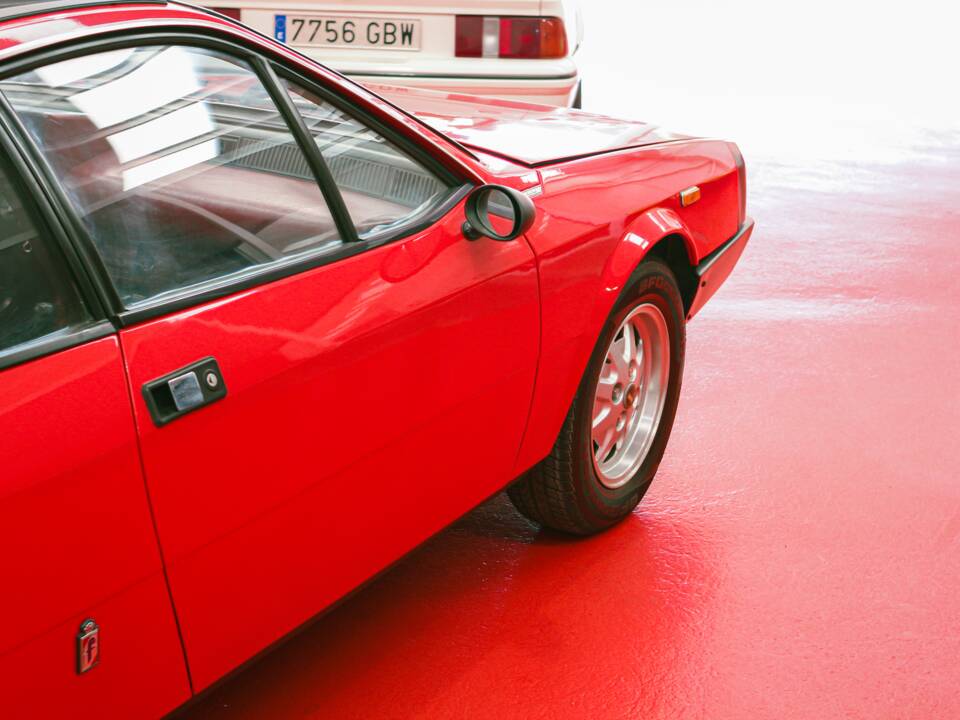Image 18/39 of Lancia Beta Coupe 2000 i.e. (1982)