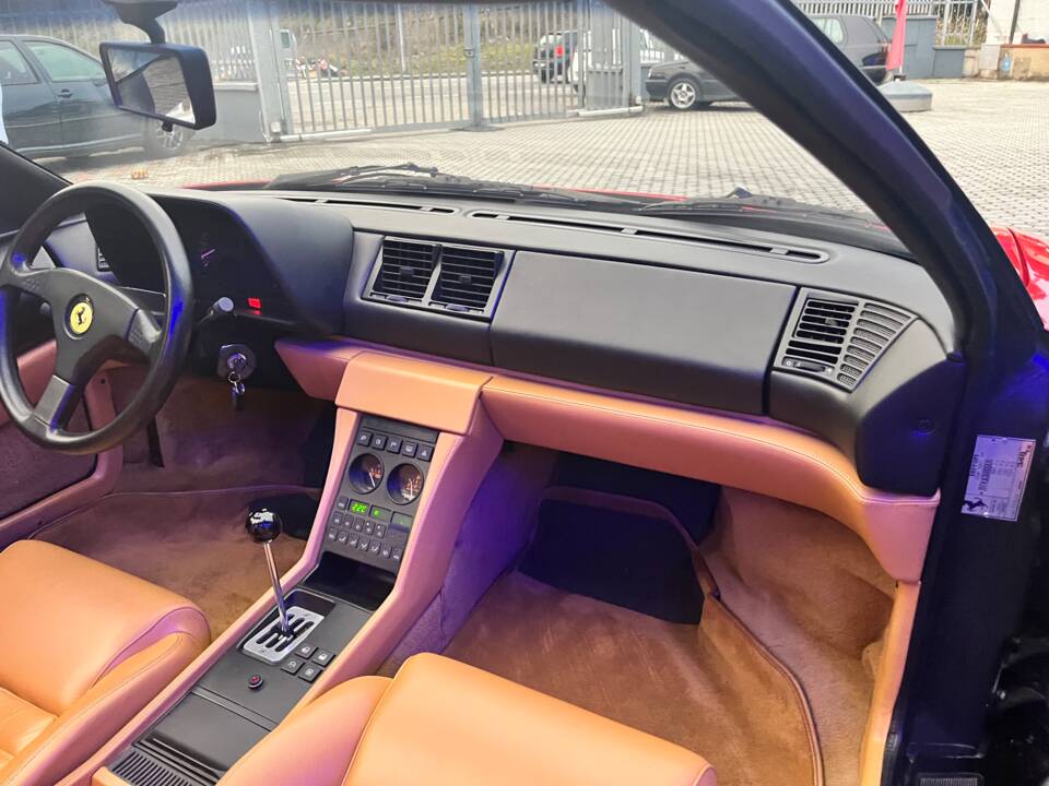 Imagen 19/23 de Ferrari 348 TS (1992)