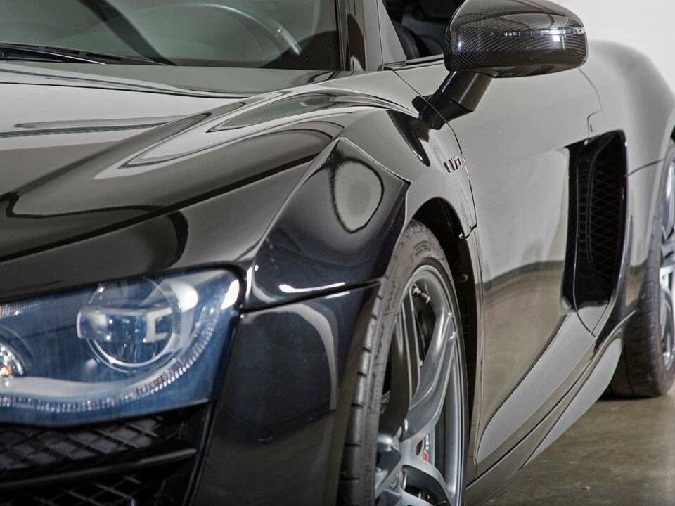 Bild 9/24 von Audi R8 V10 Spyder (2010)