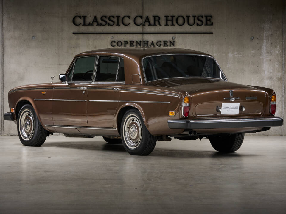 Bild 2/100 von Rolls-Royce Silver Shadow II (1980)