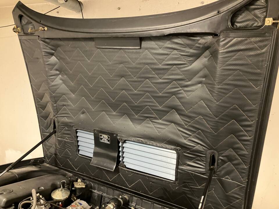 Bild 15/25 von Ferrari 412 GT (1989)