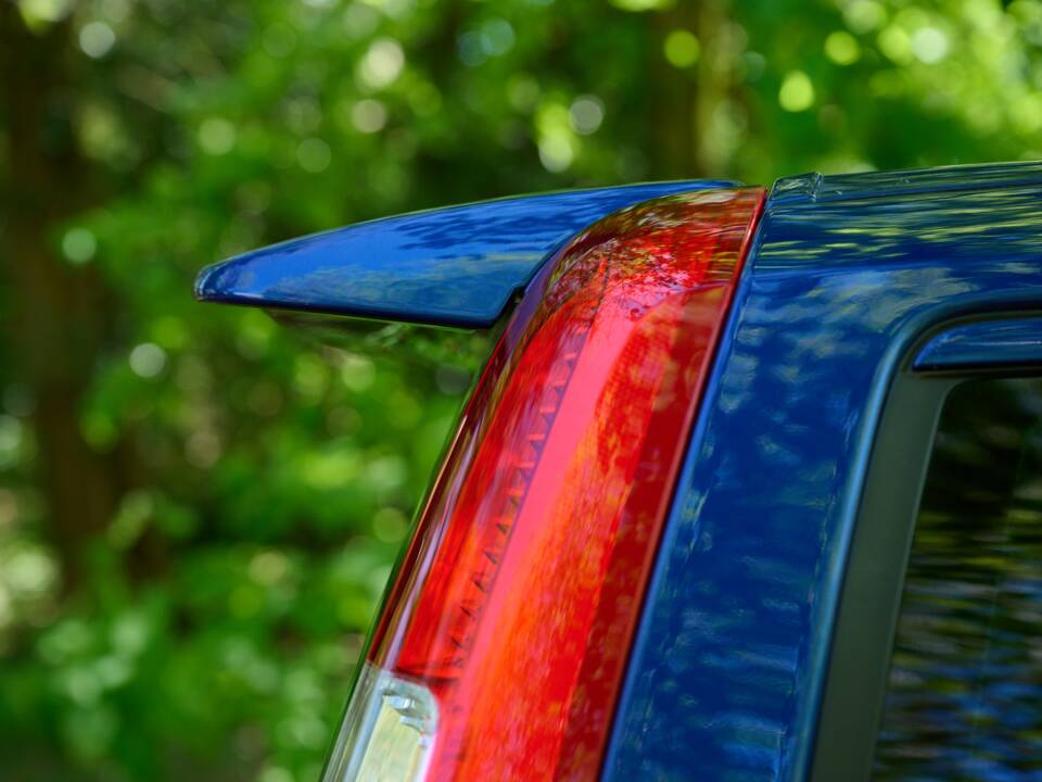 Image 50/50 of Volvo V 70 2.4 (2006)