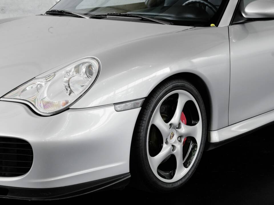 Image 47/49 of Porsche 911 Turbo (2002)