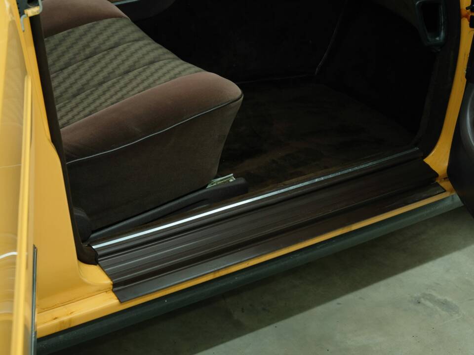 Bild 40/50 von Mercedes-Benz 280 SE (1981)