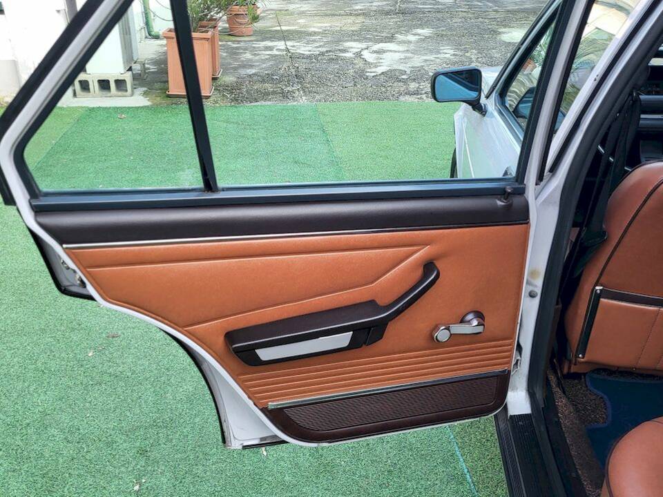 Image 26/51 of Alfa Romeo Giulietta 1.3 (1979)