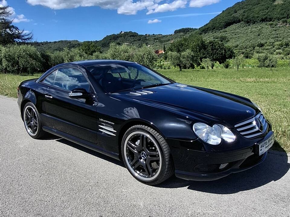 Image 2/9 of Mercedes-Benz SL 55 AMG (2003)
