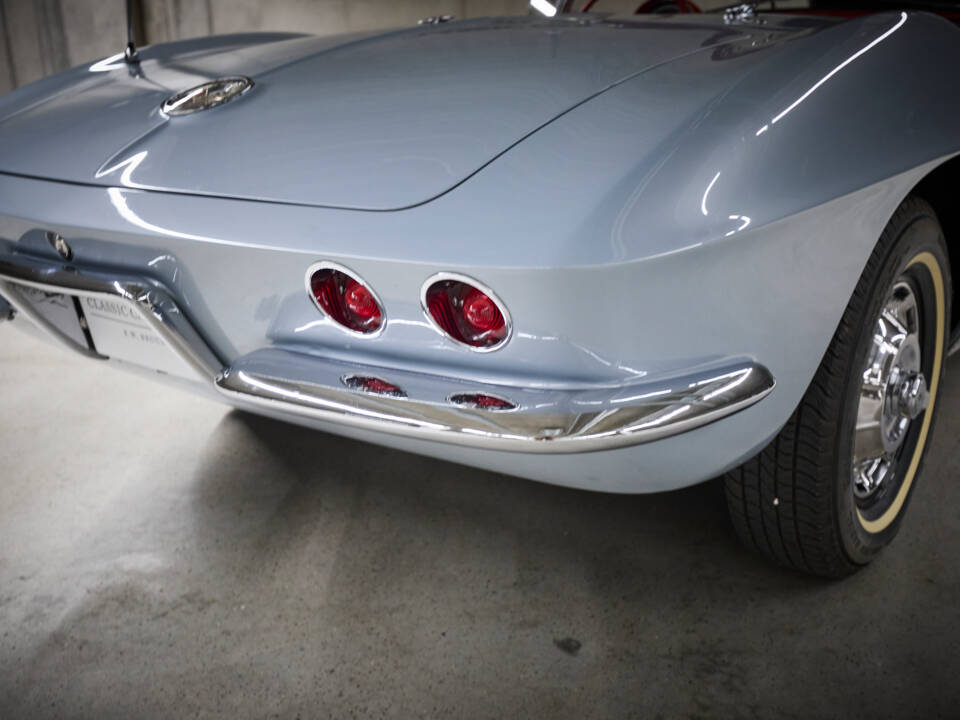 Image 47/78 of Chevrolet Corvette (1962)
