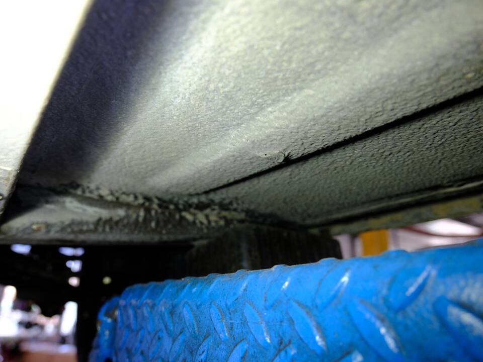 Image 2/23 of FIAT 124 Sport Coupe (1973)