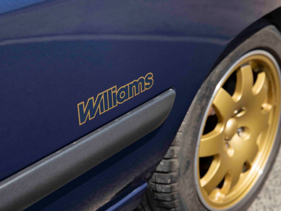 Image 42/87 de Renault Clio I Williams (1994)