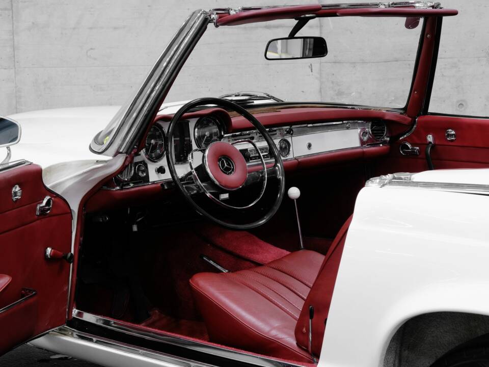 Immagine 16/40 di Mercedes-Benz 230 SL (1966)