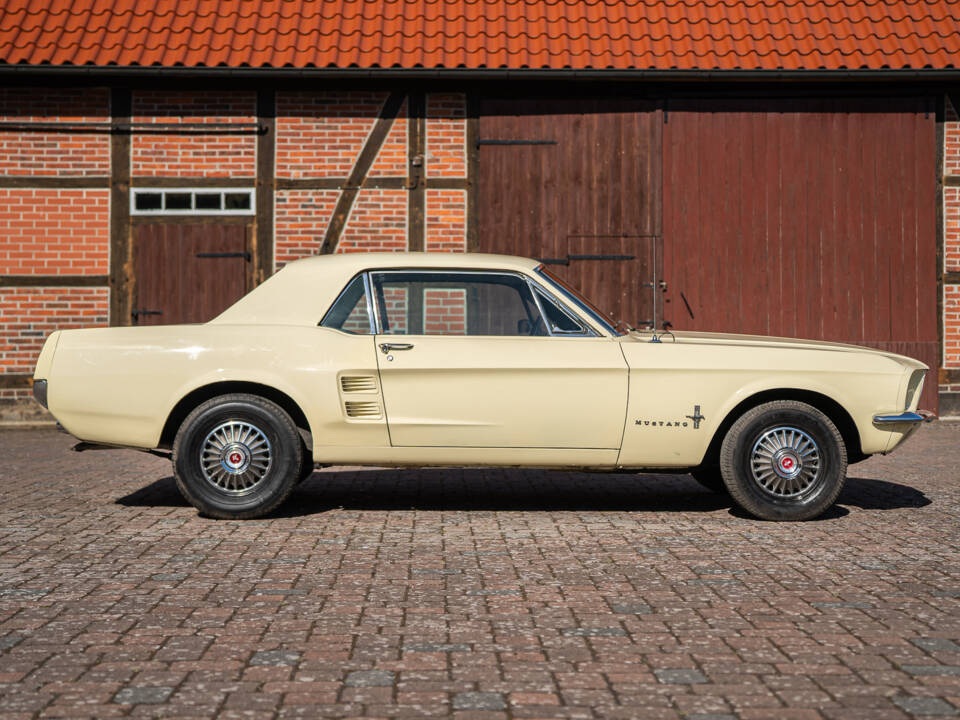 Image 11/36 of Ford Mustang 289 (1967)