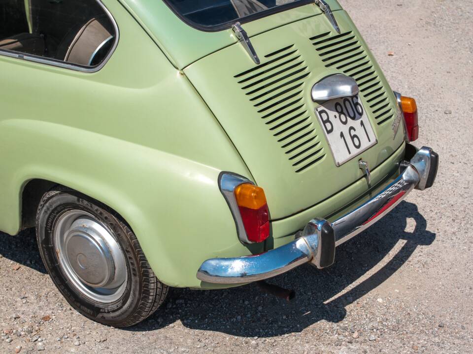 Image 6/22 of SEAT 600 E (1971)