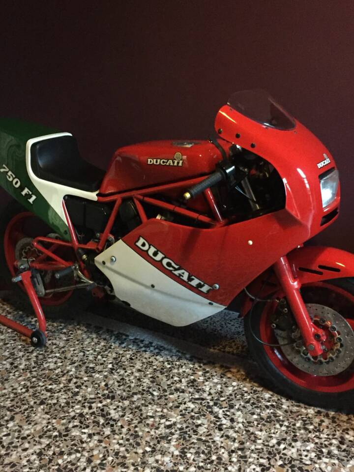 Immagine 30/50 di Ducati 750 F1 (1986)