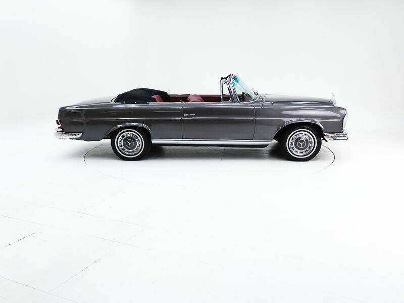 Bild 5/15 von Mercedes-Benz 220 SE b (1963)