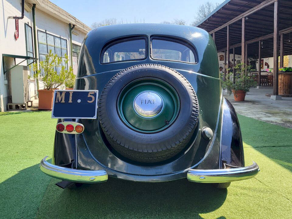 Image 14/75 of FIAT 1500 (1937)